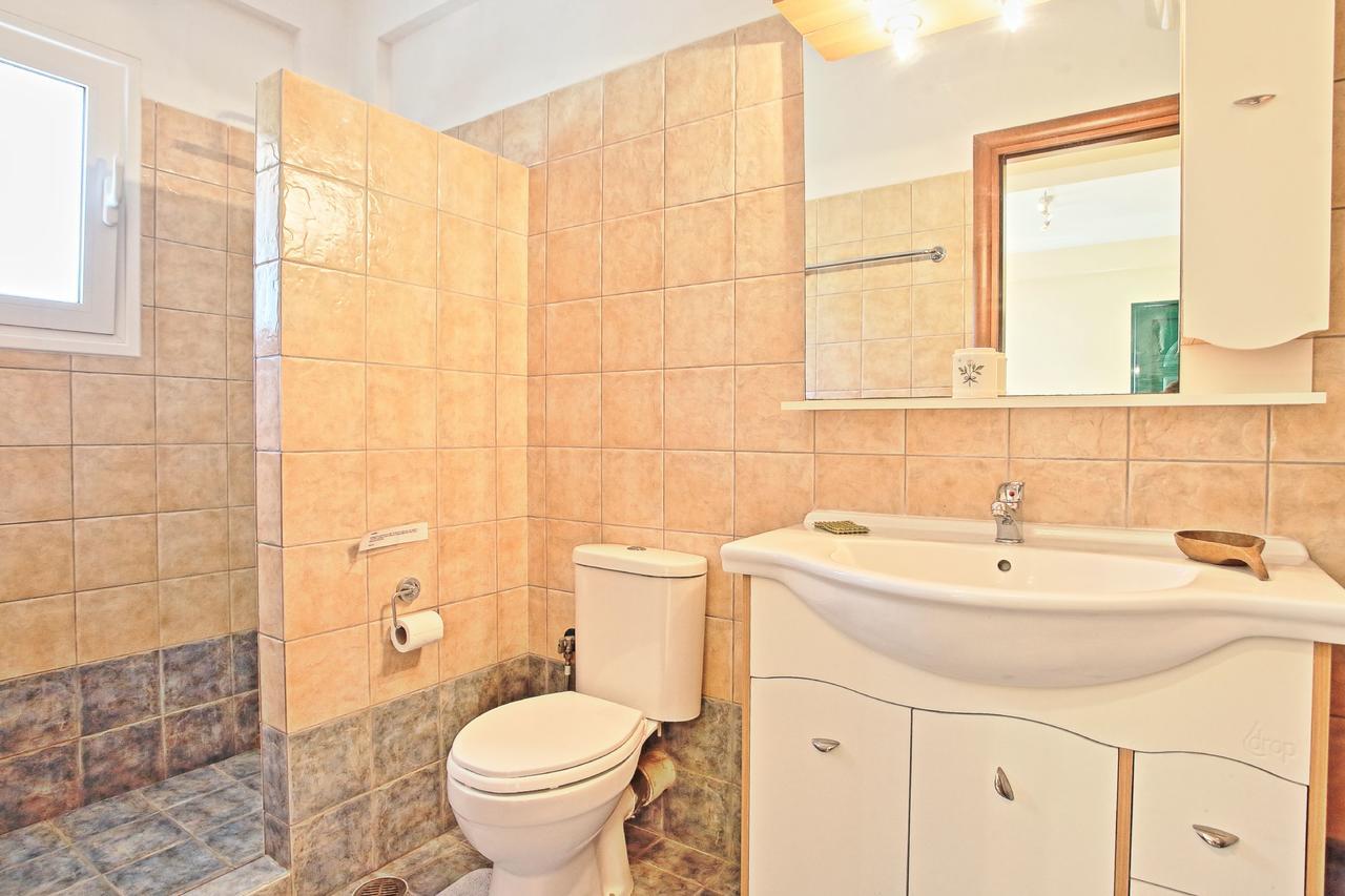 Mattheos House Apartment Kalami  Ngoại thất bức ảnh